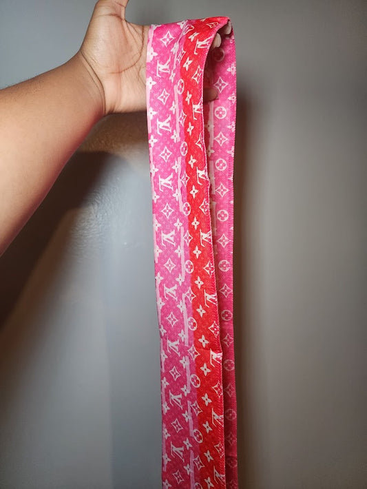 Pink V Headscarf